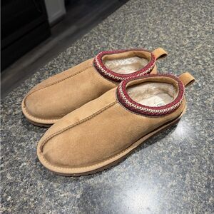 Maurice’s Ugg inspired slippers new